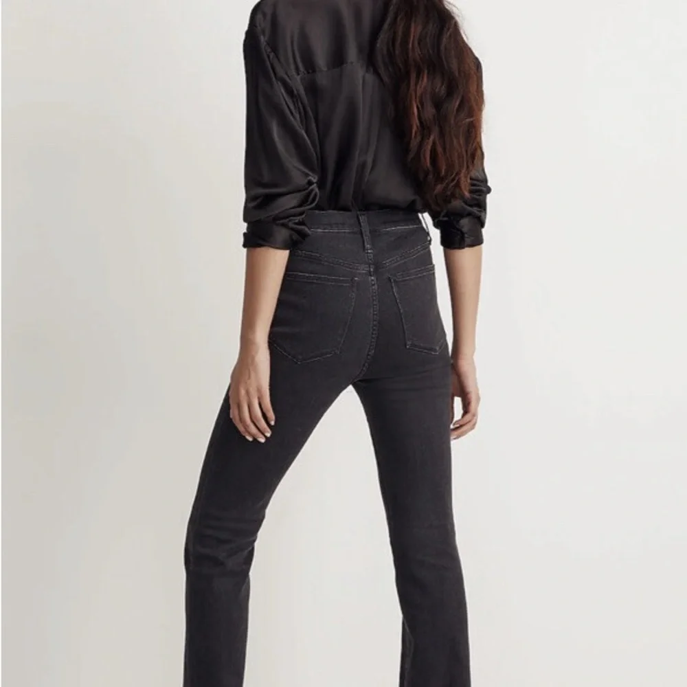 MADEWELL Roadtripper Skinny Flare Black Jeans - Picture 7 of 9